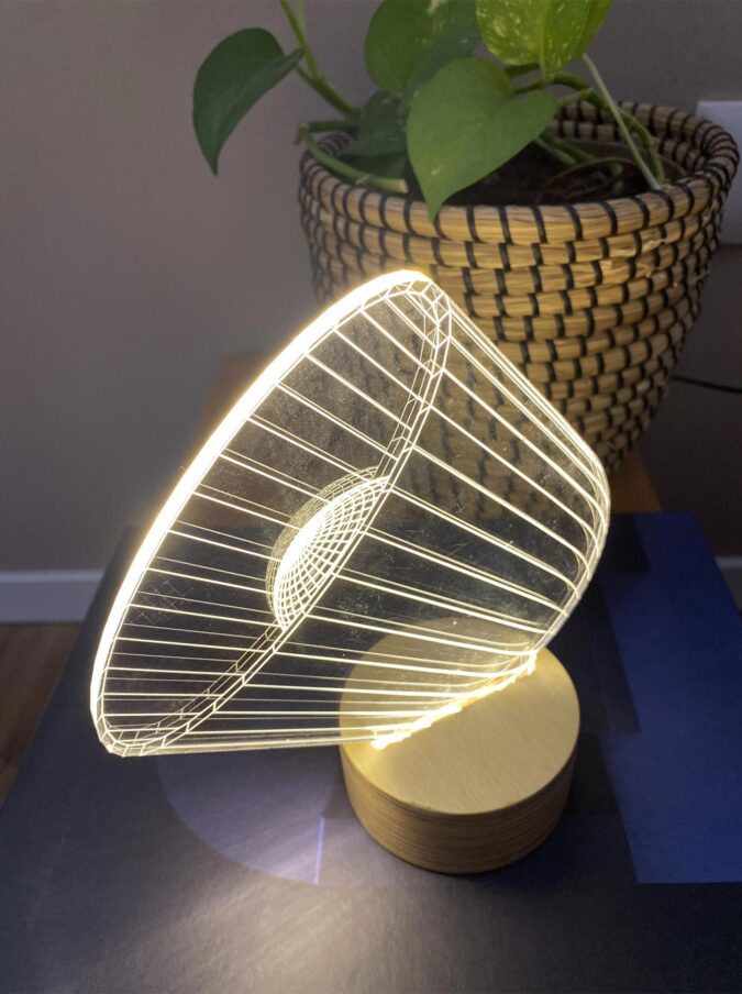 מנורת SPOTLIGHT
