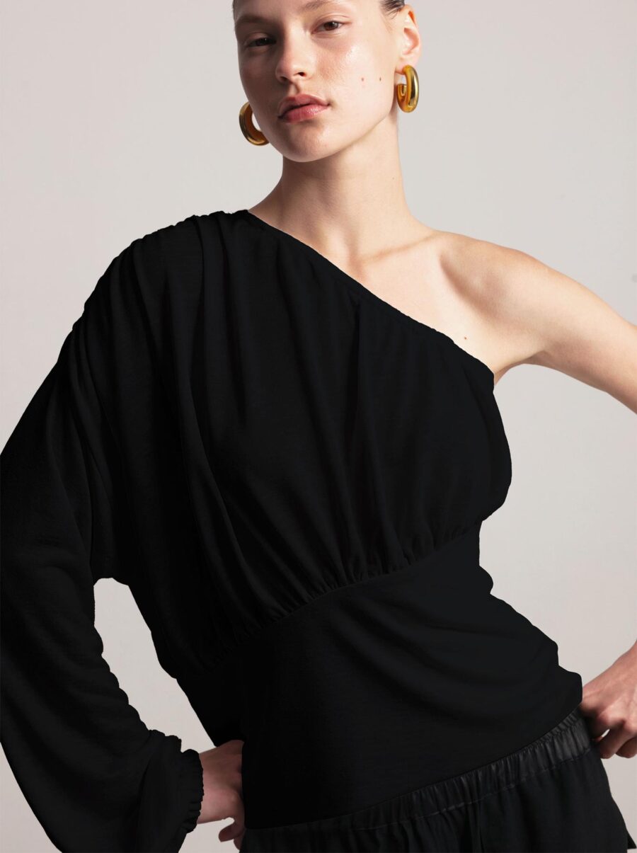 a-simetric-black-3