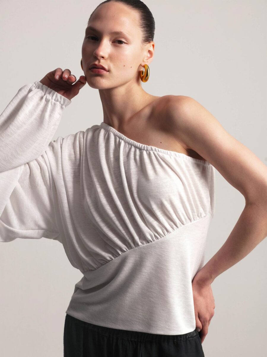 a-simetric-white-4