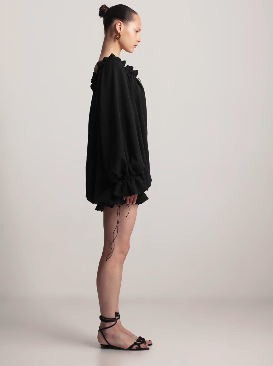 chloe-black-2