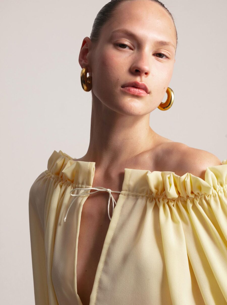 chloe-yellow