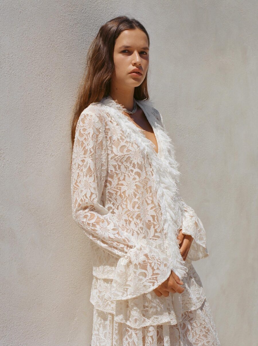 buttoned-lace-white-2